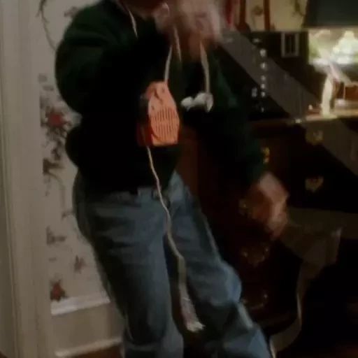 Стикер «Один дома-11»