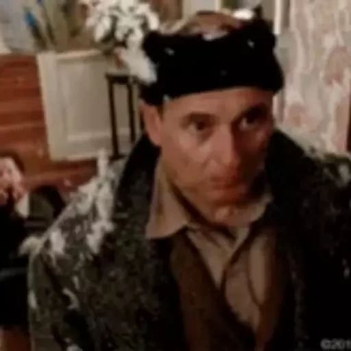 Стикер «Один дома-8»