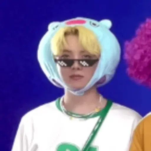 Стикер «BTS-1»