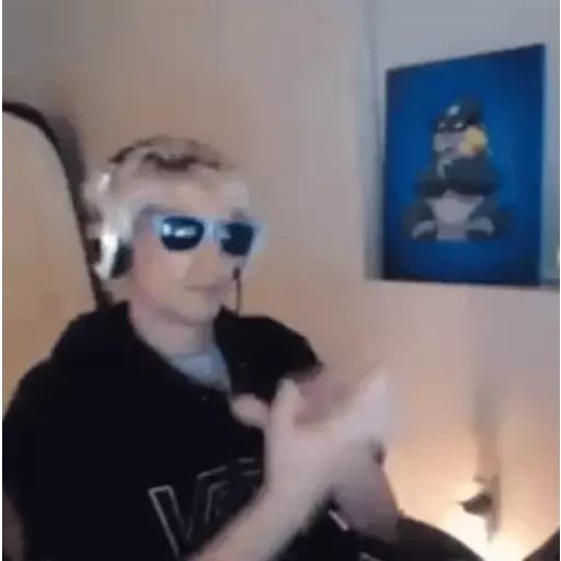 Стикер «XQC-9»